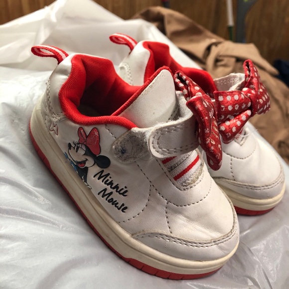 Minnie Mouse Kids Shoes - White and Red - Picture 1 of 4